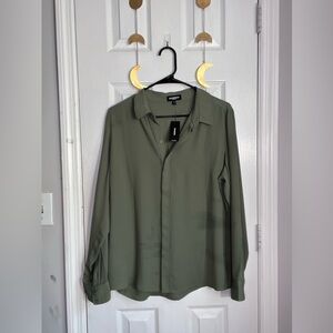 Express, long sleeve lightweight blouse